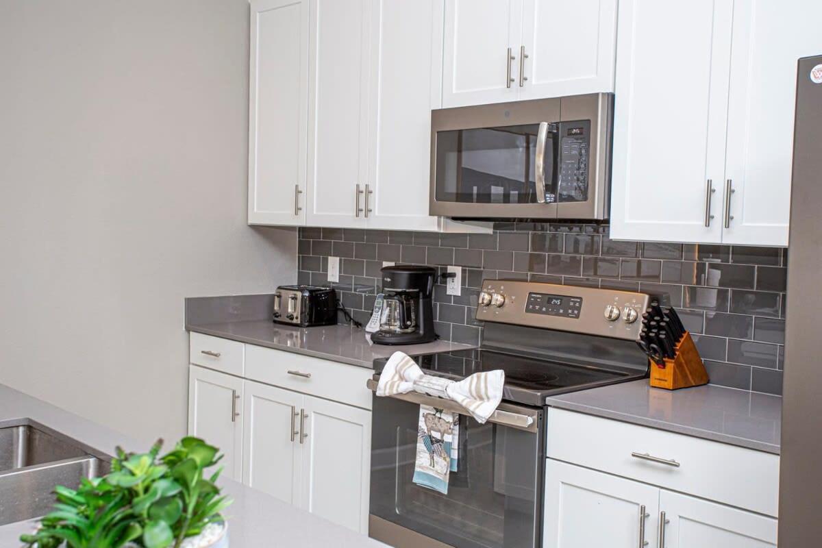 Gorgeous 4 Bedroom W/ Pool Close To Disney 4836 كيسيمي المظهر الخارجي الصورة